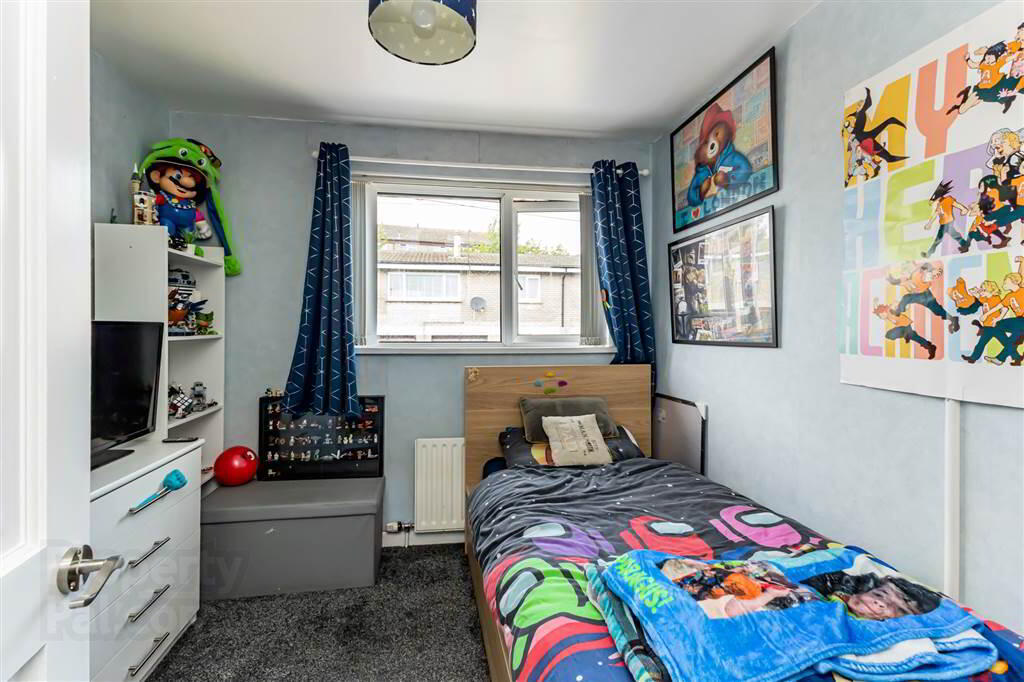 55 Ivan Street 18 of 23