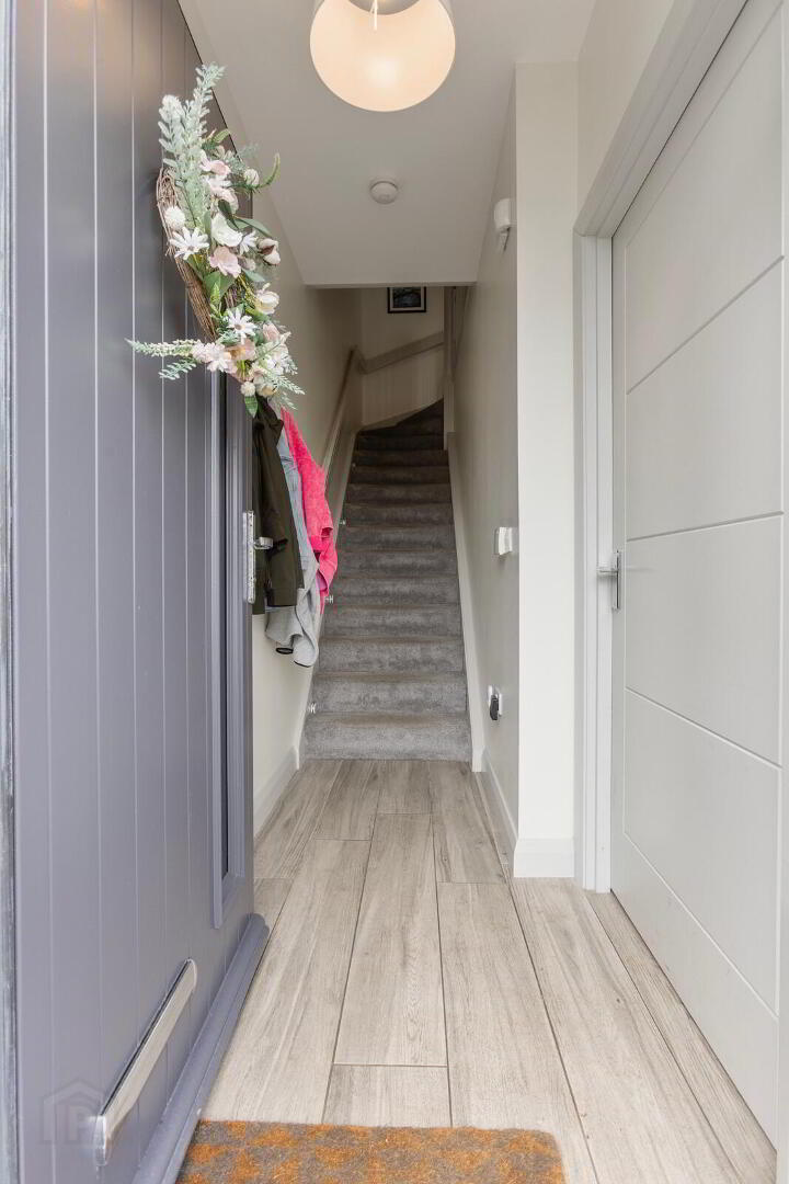 2 Hatheran Square 3 of 32