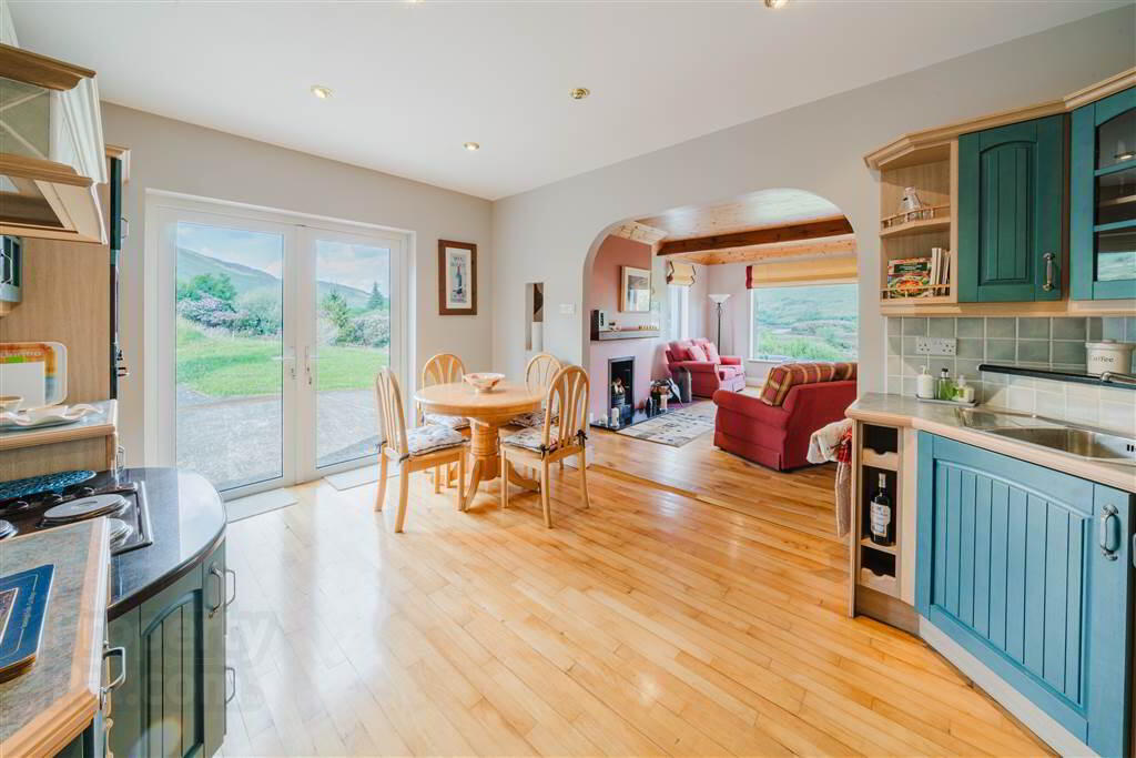 "Connemara View", Letterass 3 of 14