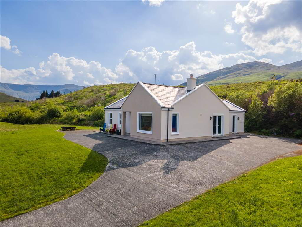 "Connemara View", Letterass 12 of 14