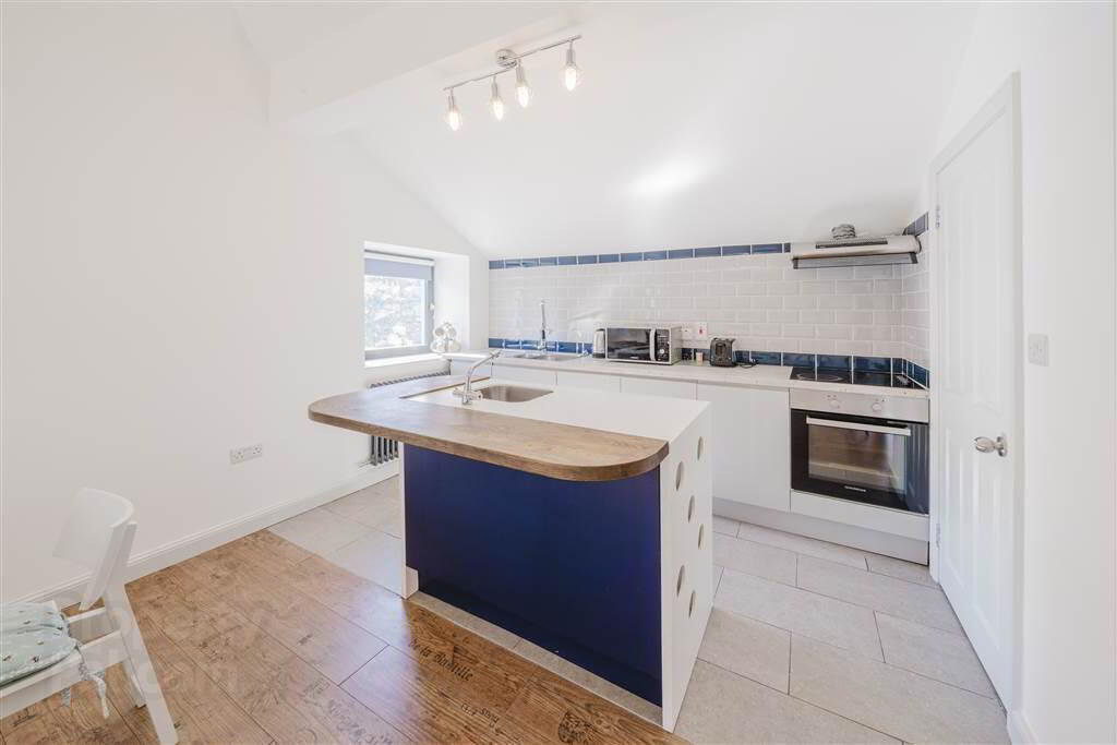Reek Road Cottage 11 of 21
