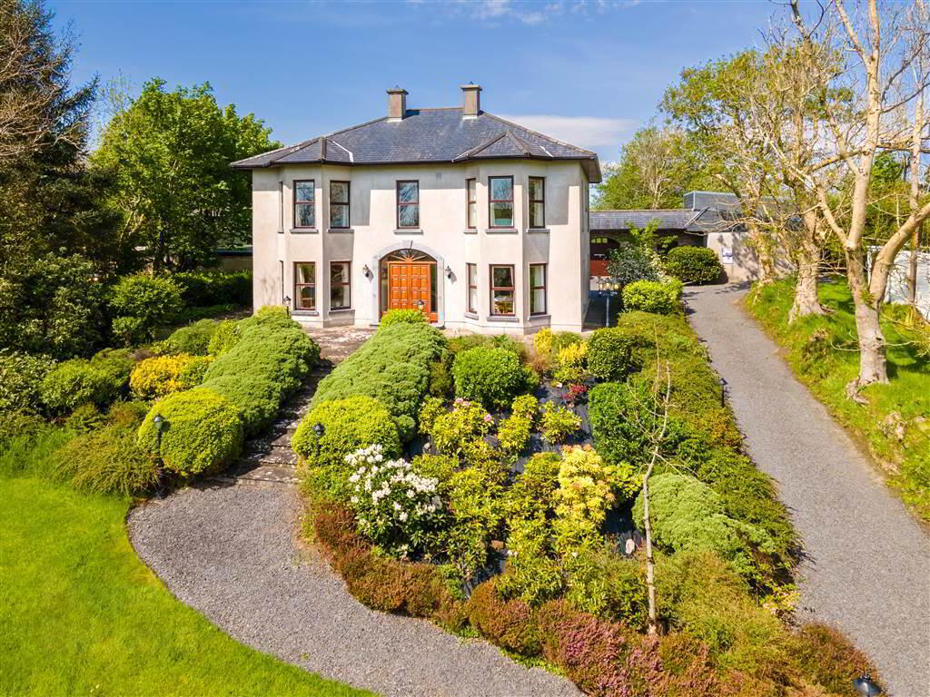 Drumbrastle House, Acres 1 of 19