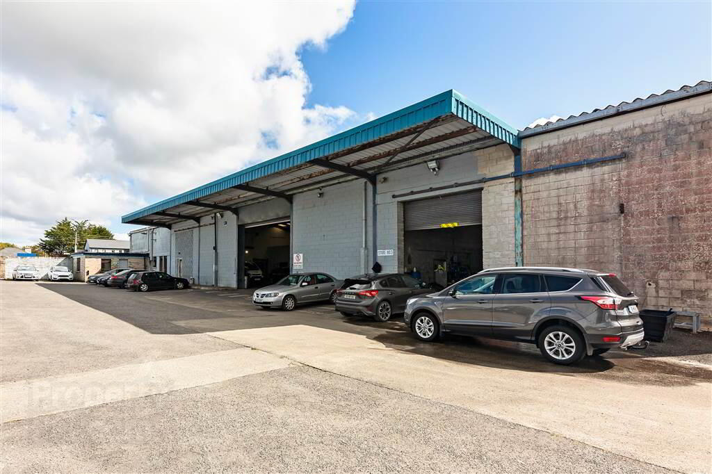 Yard & Industrial Unit 8 of 8