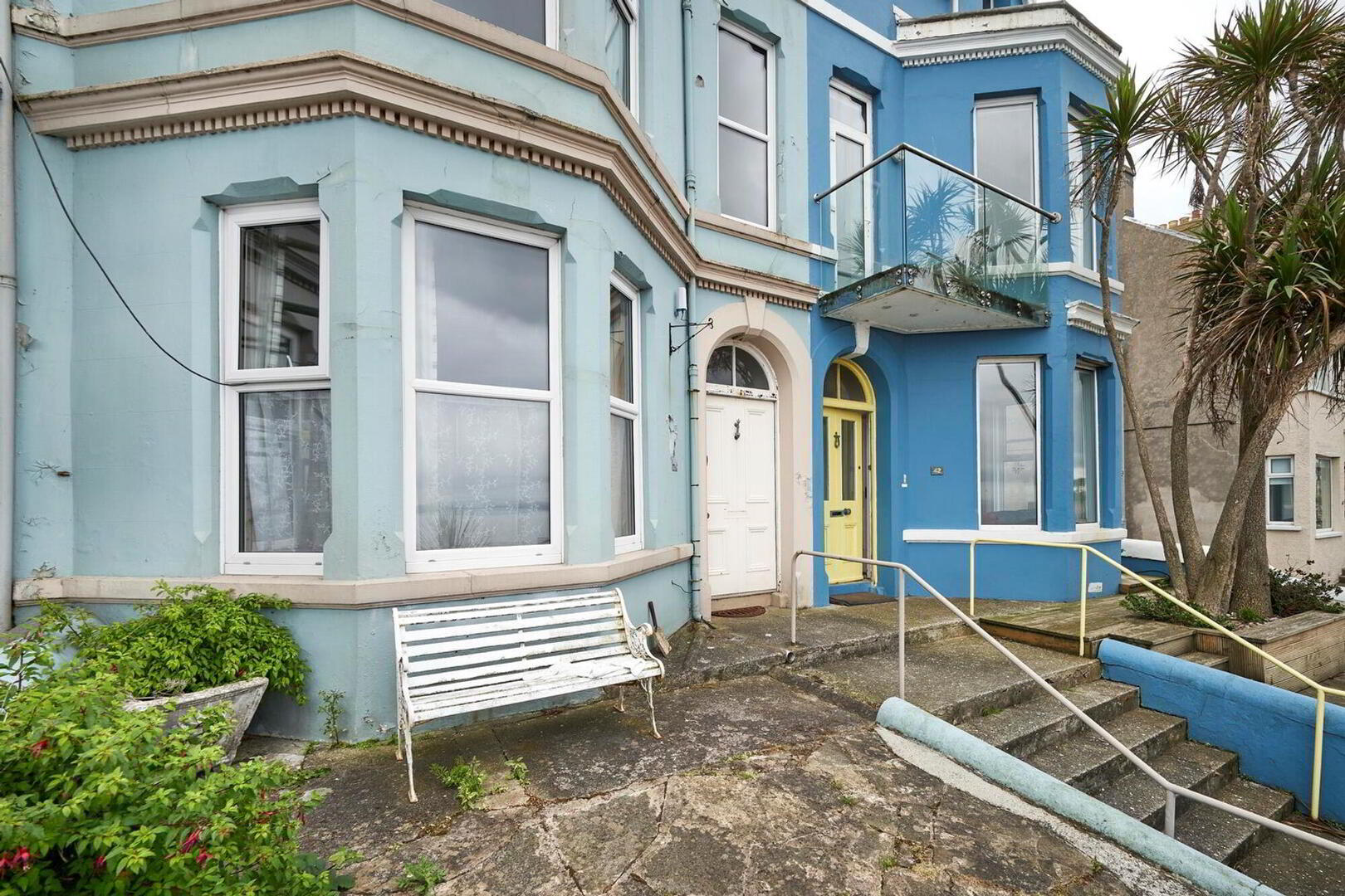 property description image