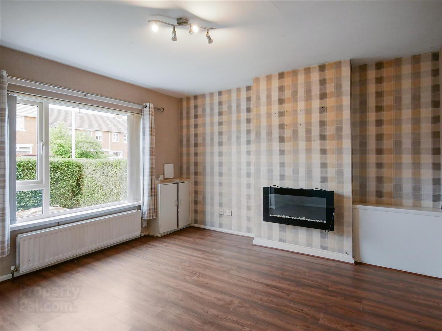 94 Breda Road 3 of 20