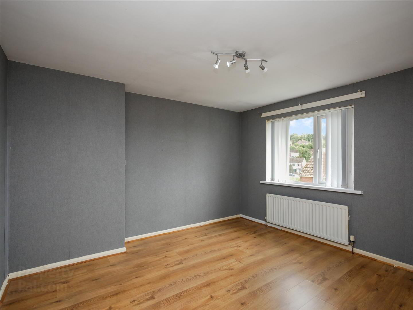 94 Breda Road 11 of 20