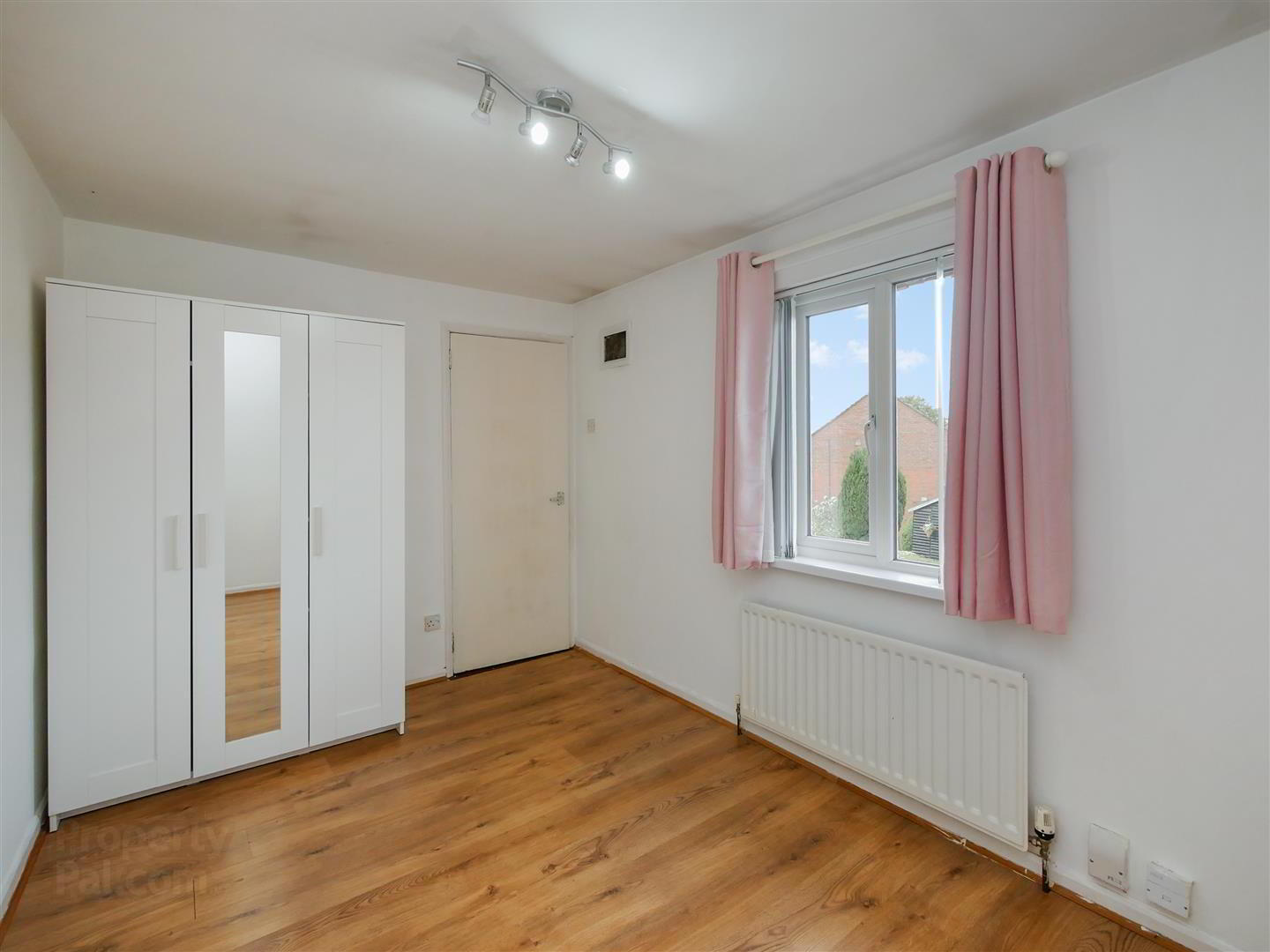 94 Breda Road 13 of 20