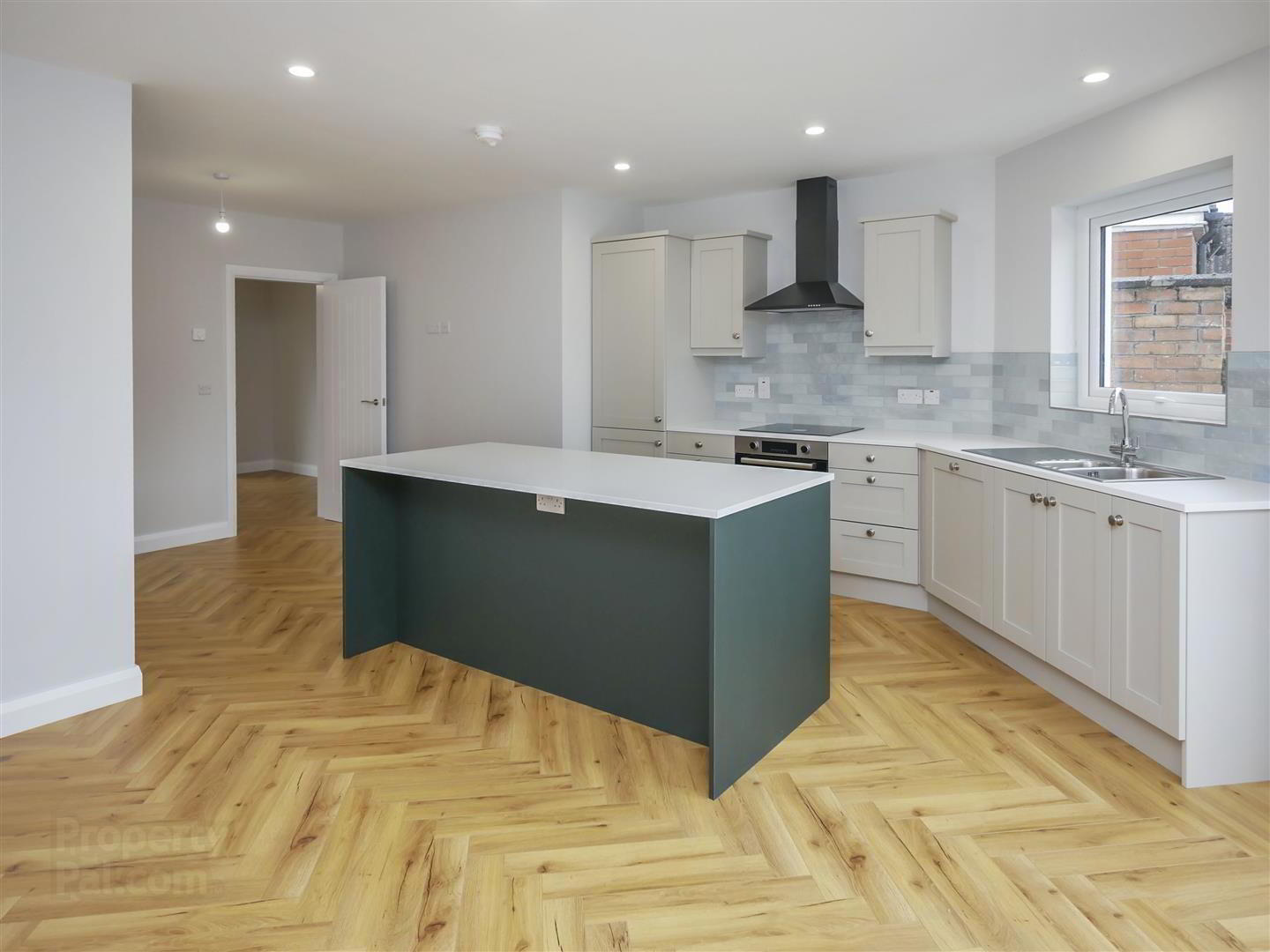 28 Wynchurch Avenue 5 of 20