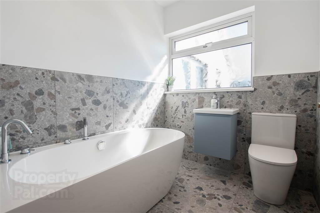 'Towerview', 20 Bailie Road 8 of 28