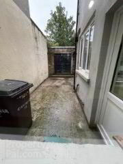 48 Candahar St 7 of 15