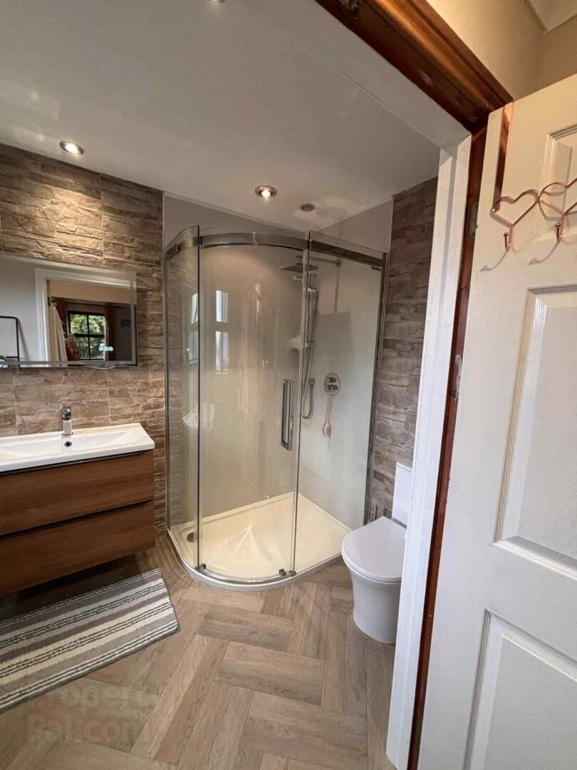 63 Katesbridge Road 16 of 22