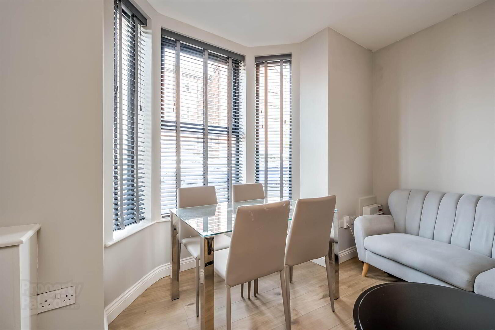 2a Surrey Street 6 of 14
