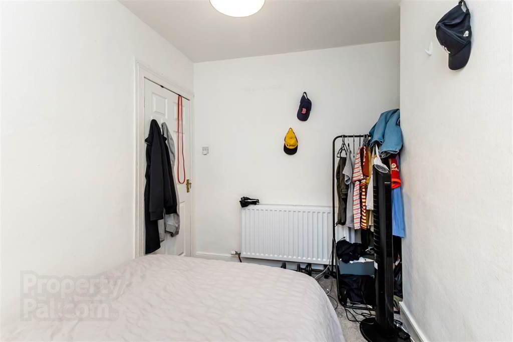 42 St Albans Gardens 11 of 14
