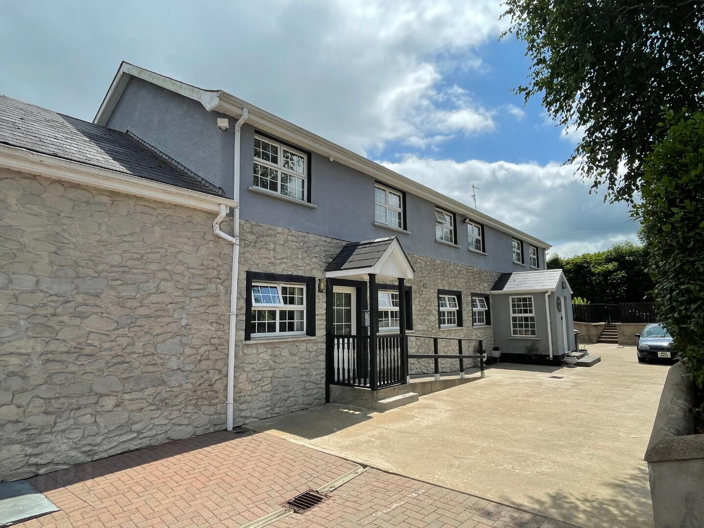 property description image