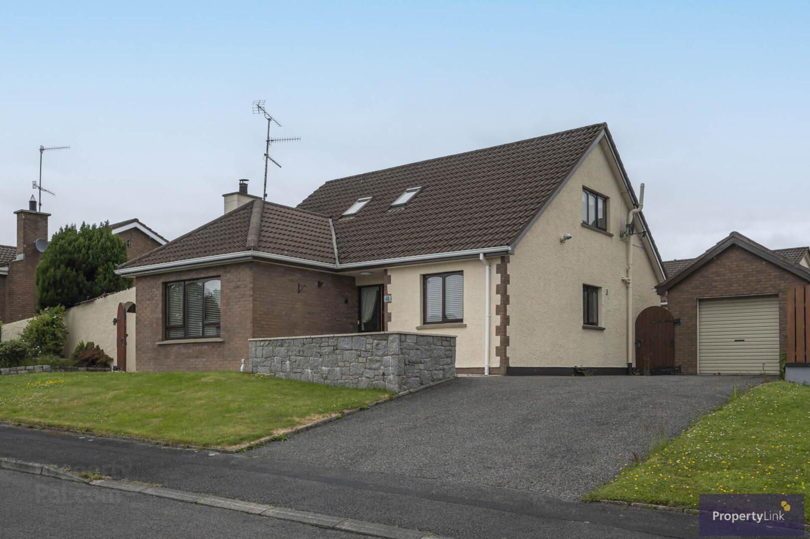 22 Thornleigh 1 of 27