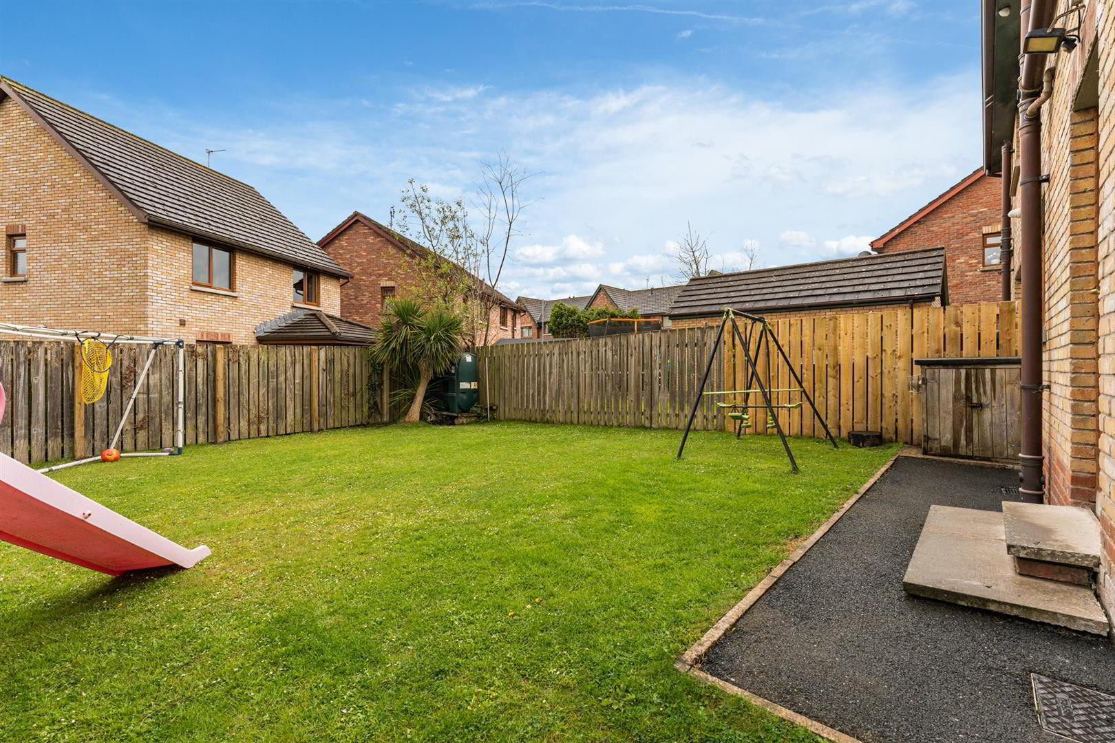 9 Stonebridge Lane 18 of 19