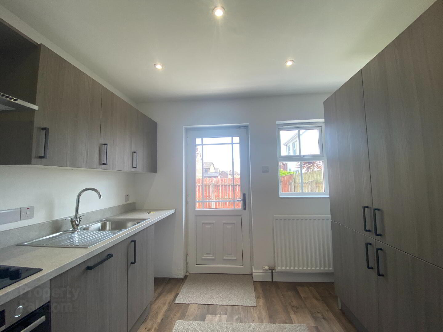 5 Rawdon Court Mews 6 of 20
