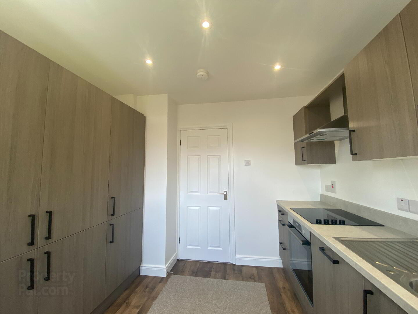 5 Rawdon Court Mews 7 of 20