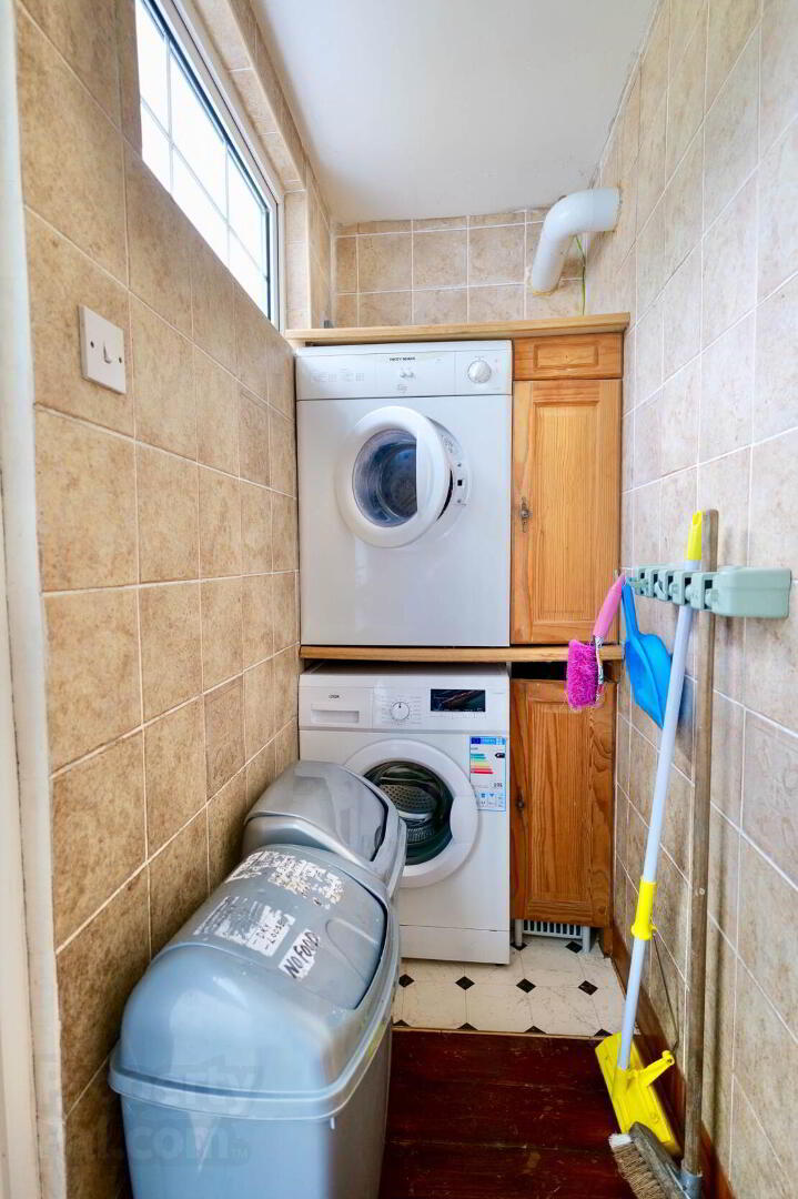 414 Alder Close 5 of 19