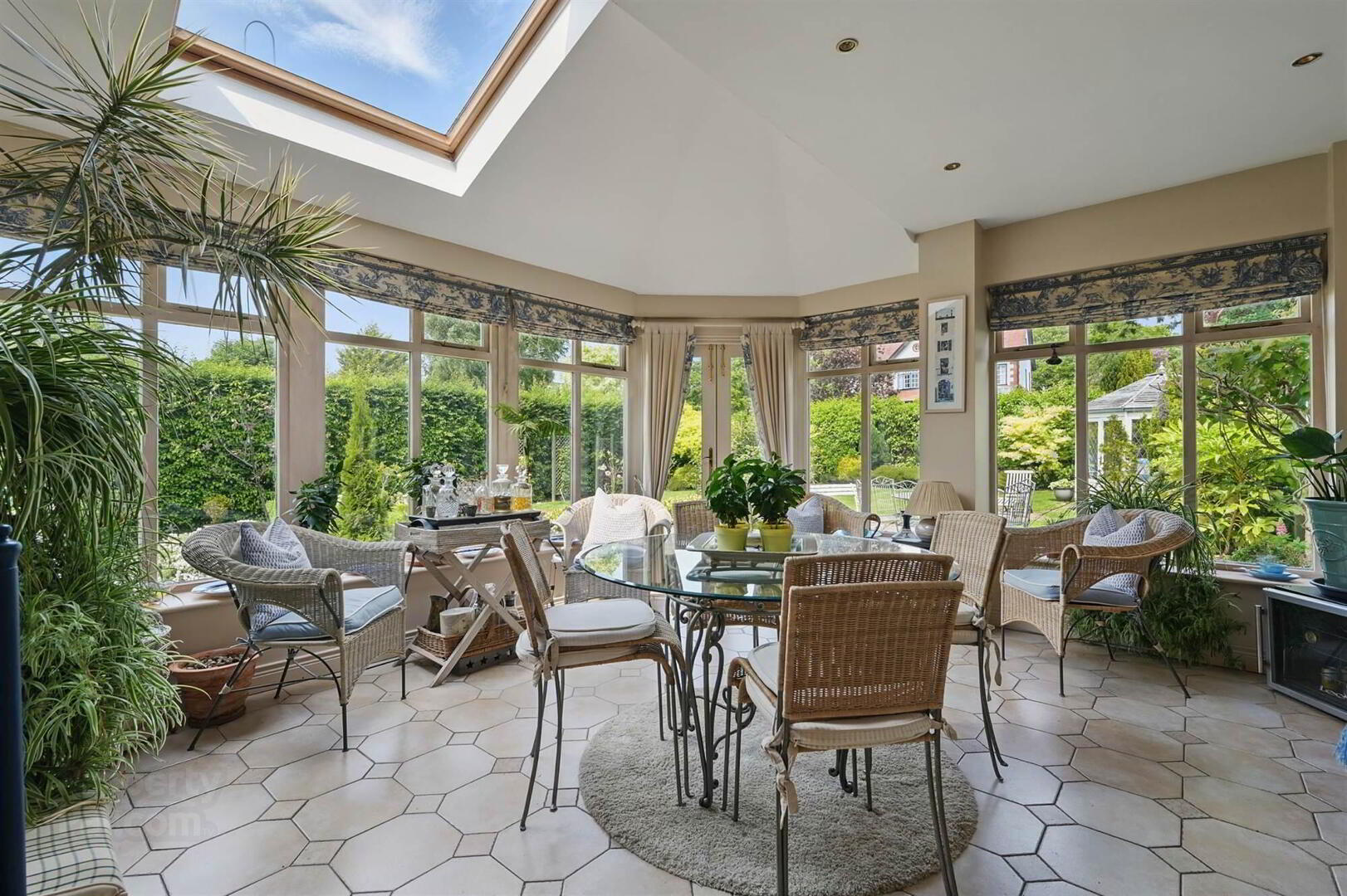 48a Balmoral Avenue 10 of 29