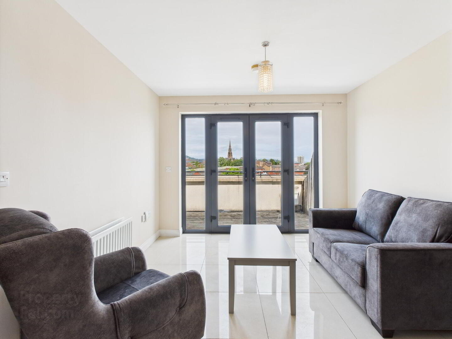 Apt 47, Gardiners Square Apts 6 of 12