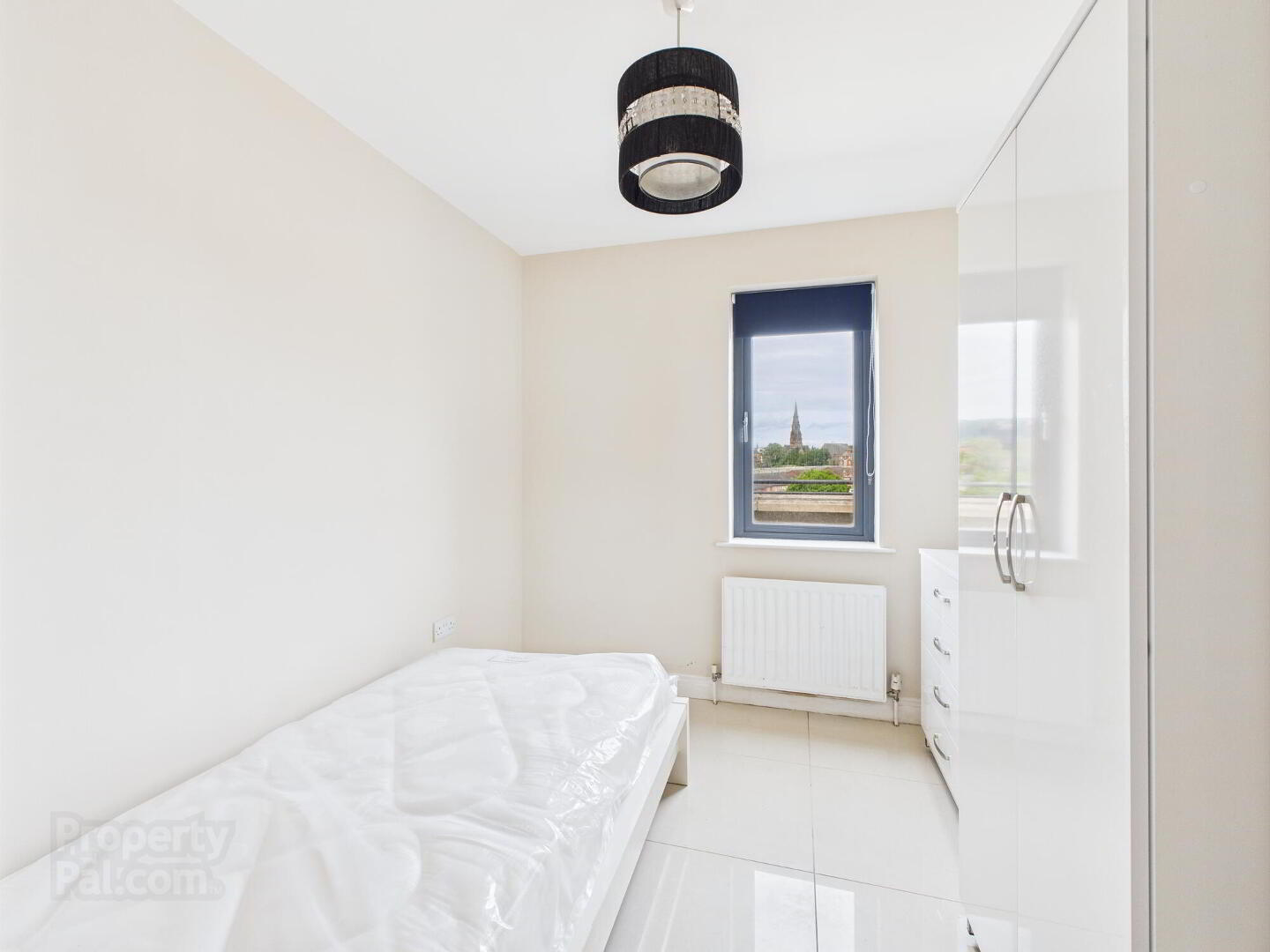 Apt 47, Gardiners Square Apts 9 of 12