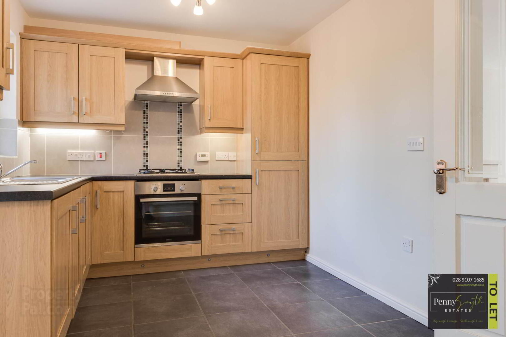 121 Linen Crescent 11 of 31