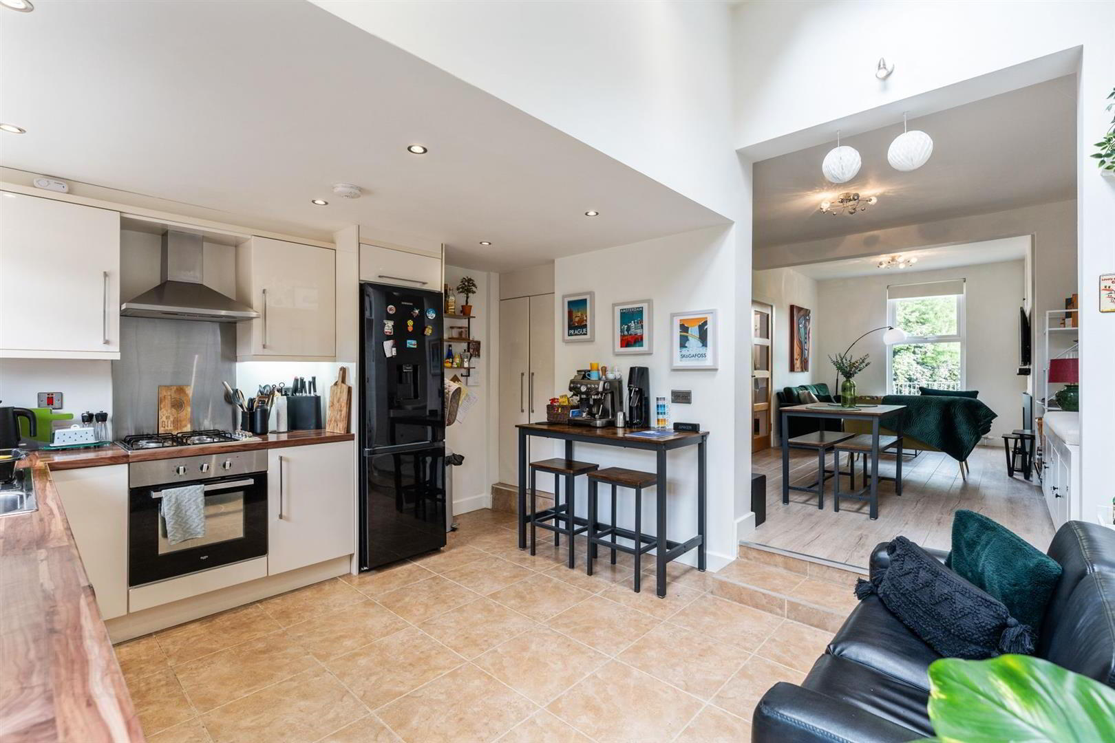 65 Castle Street 10 of 22