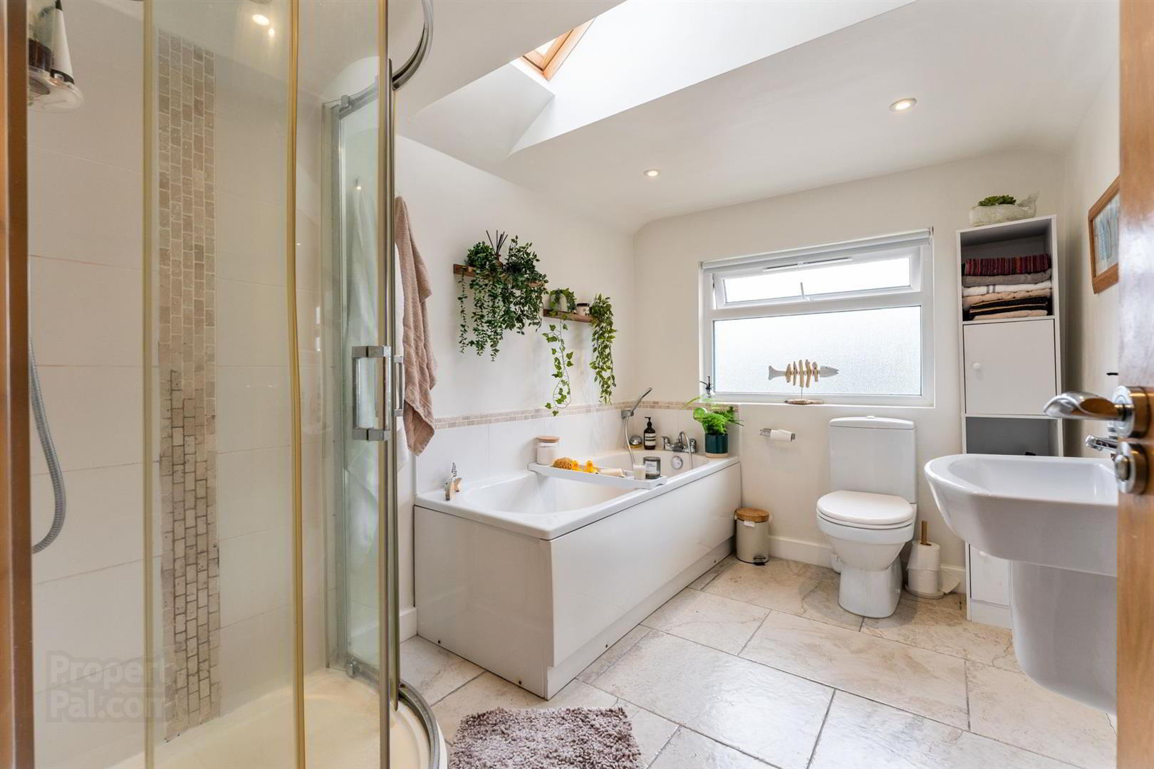 65 Castle Street 17 of 22