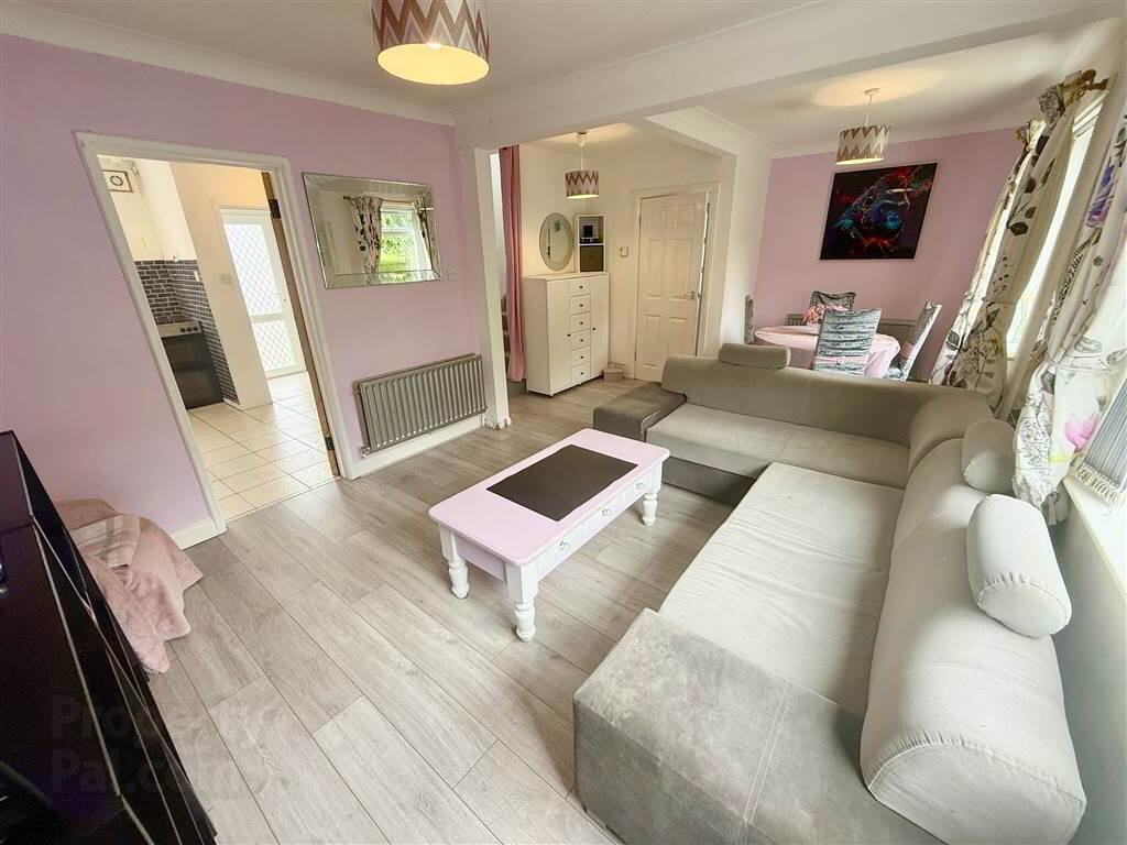 28 Downshire Park Central 3 of 13