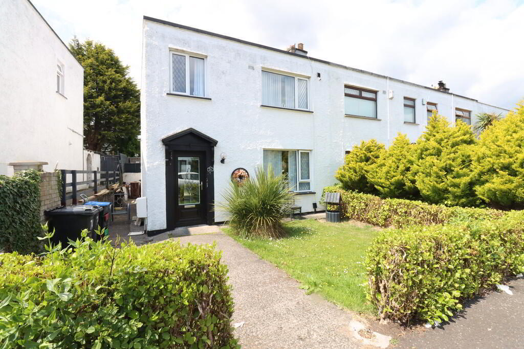 74 Princes Crescent 1 of 25