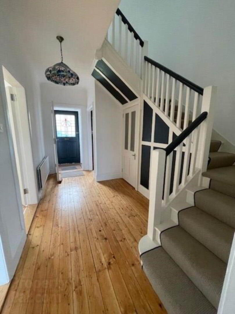 205 Bridge Street 5 of 24