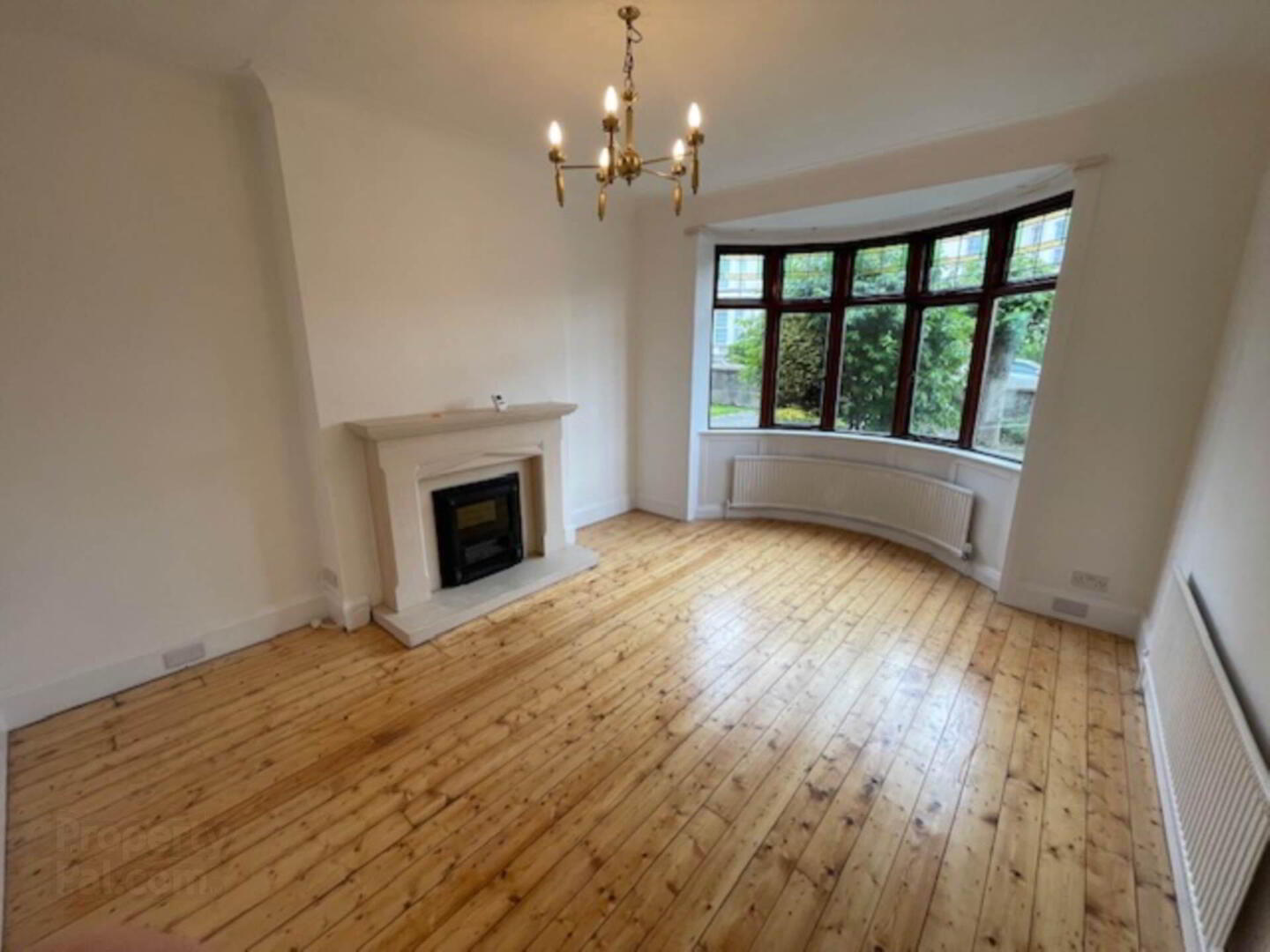 205 Bridge Street 6 of 24