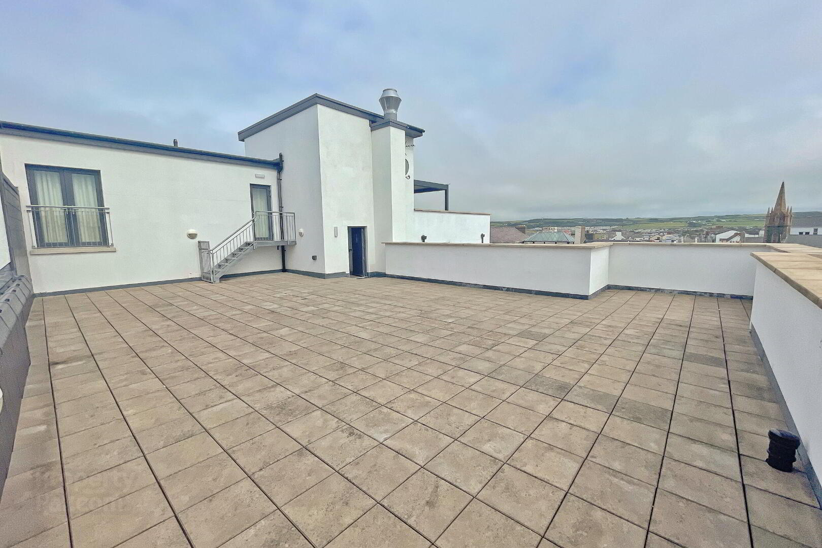 3 Coastal Links Apartments 13 of 15