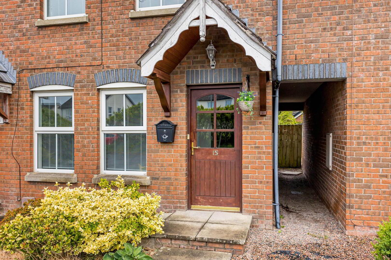 property description image