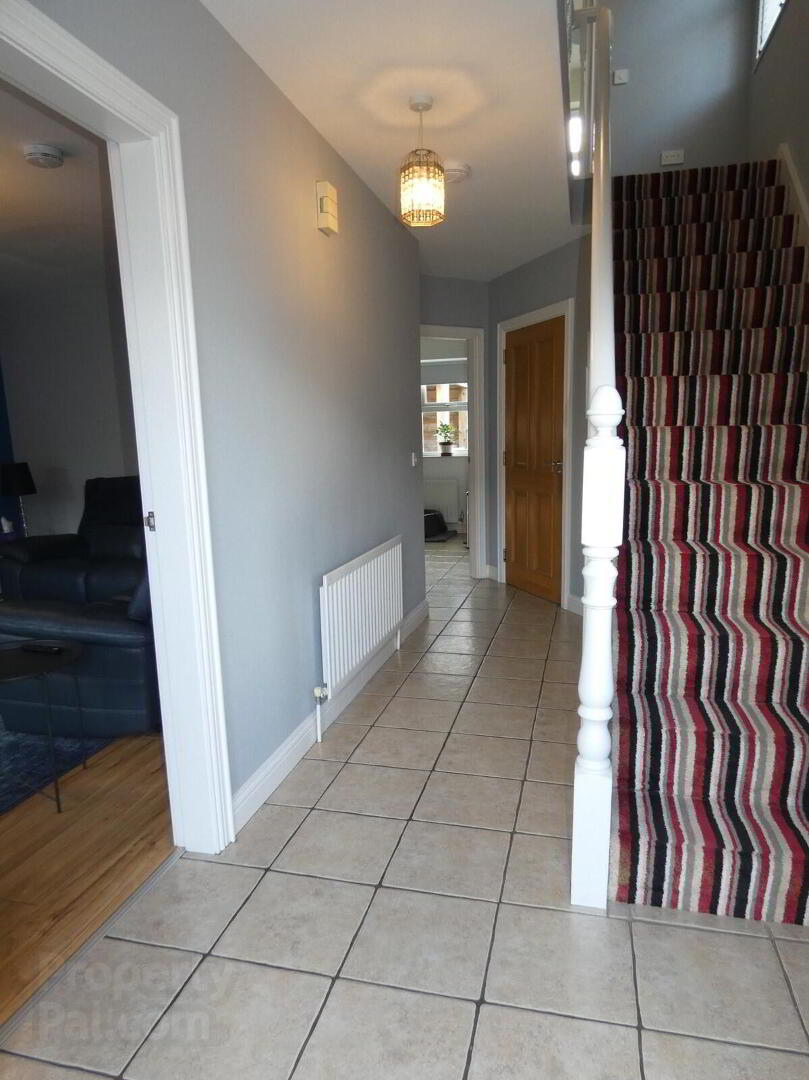 18 Edenmore Crescent 16 of 30