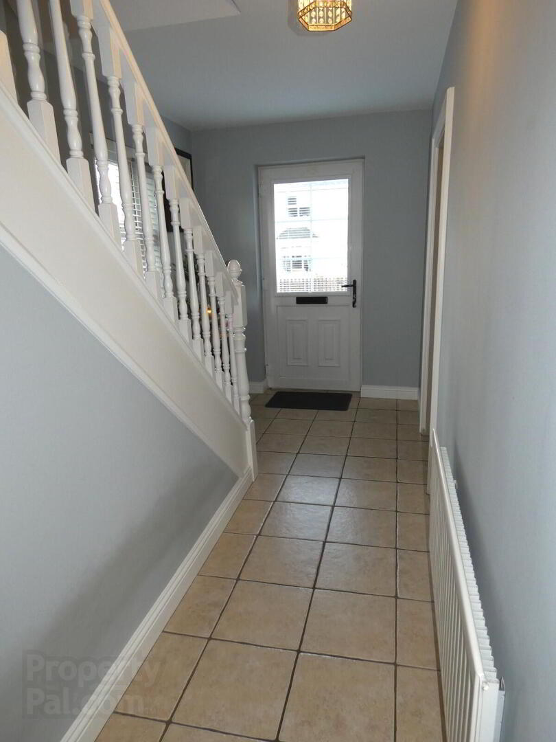 18 Edenmore Crescent 17 of 30