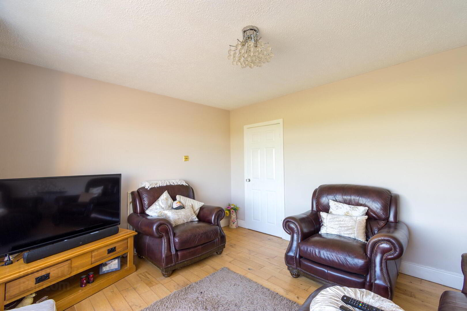 71 Redhill Road 5 of 45