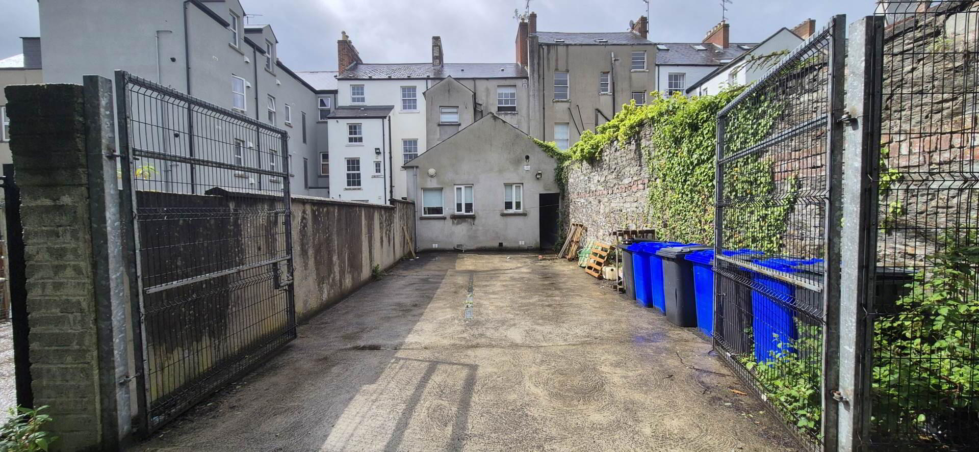 32 Great James Street 2 of 3
