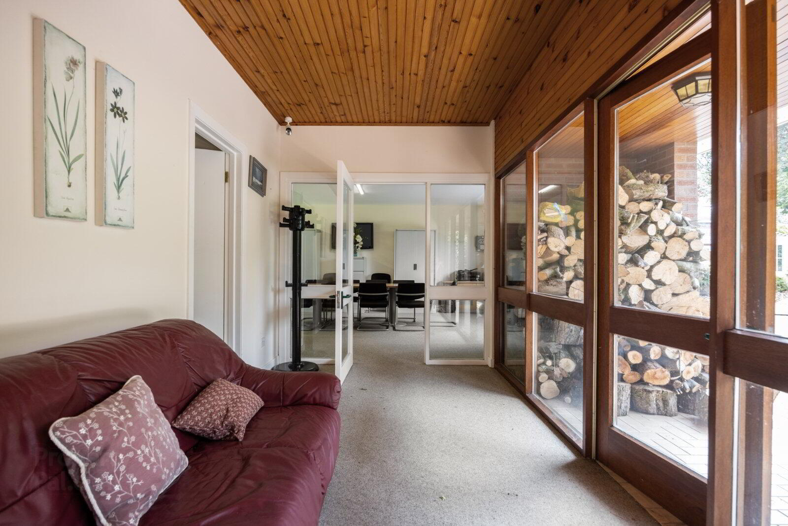 28 Tallbridge Road 15 of 41