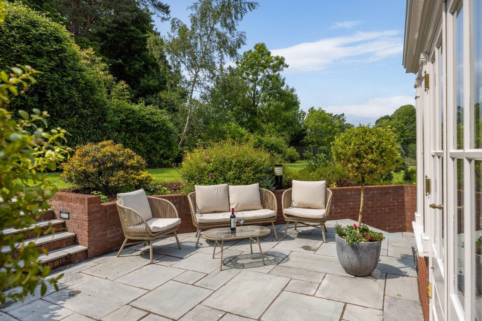28 Tallbridge Road 39 of 41