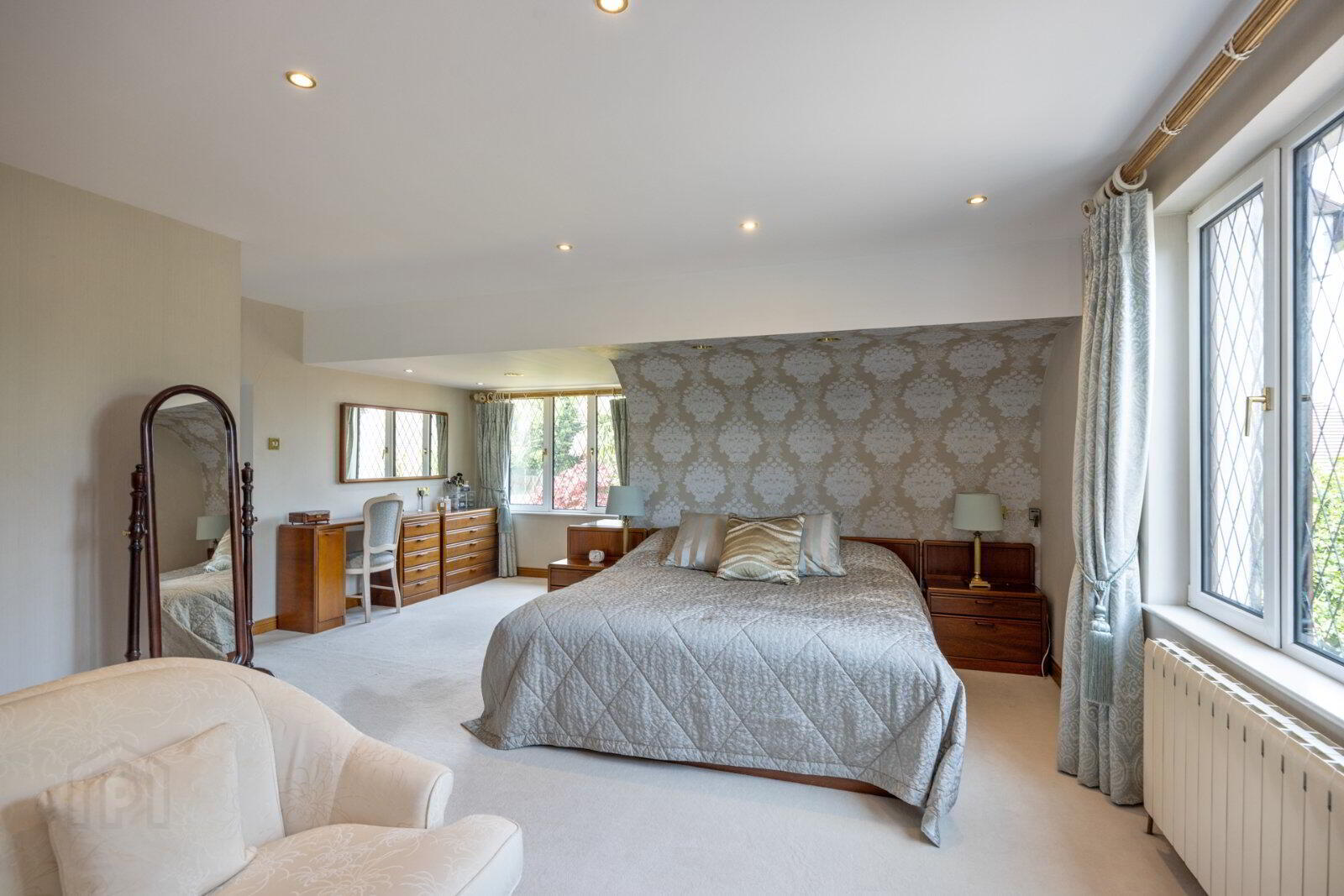 28 Tallbridge Road 19 of 38