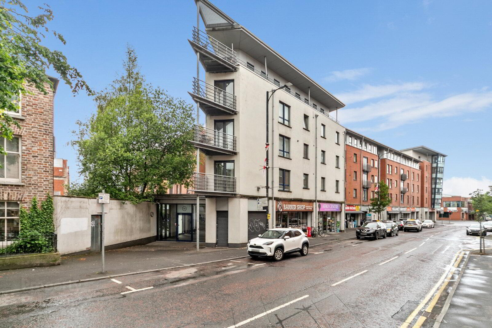 Apartment C, 2.3 Whitehall Square 1 of 11
