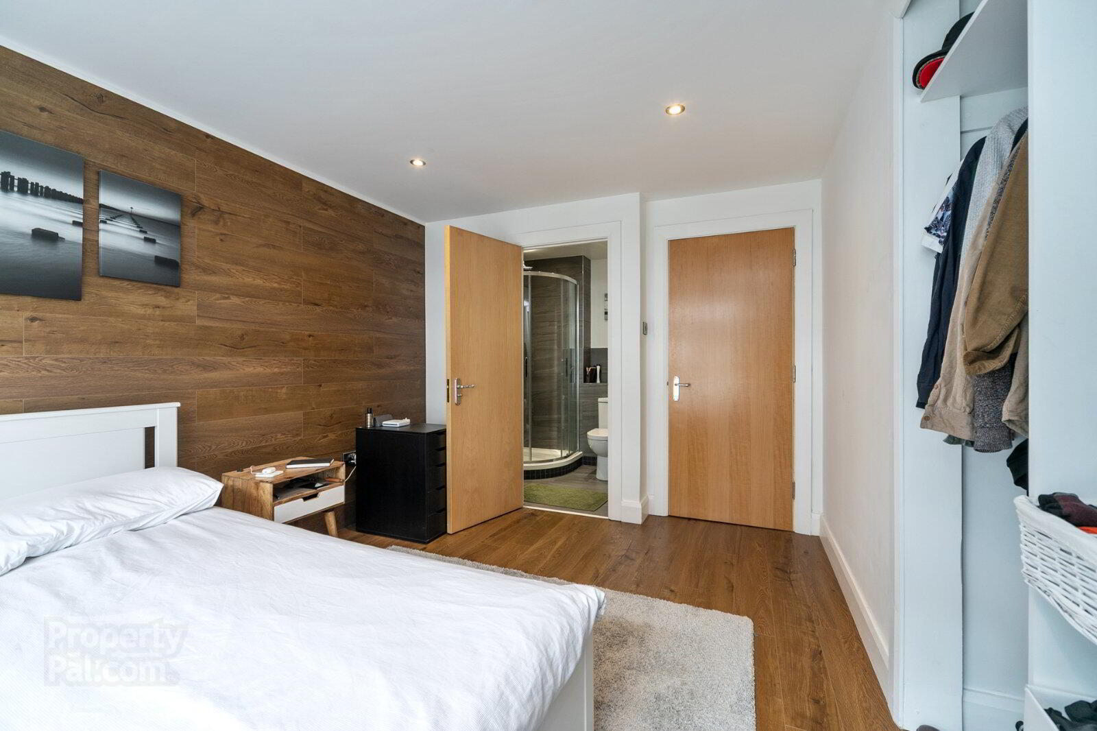 Apartment C, 2.3 Whitehall Square 10 of 11