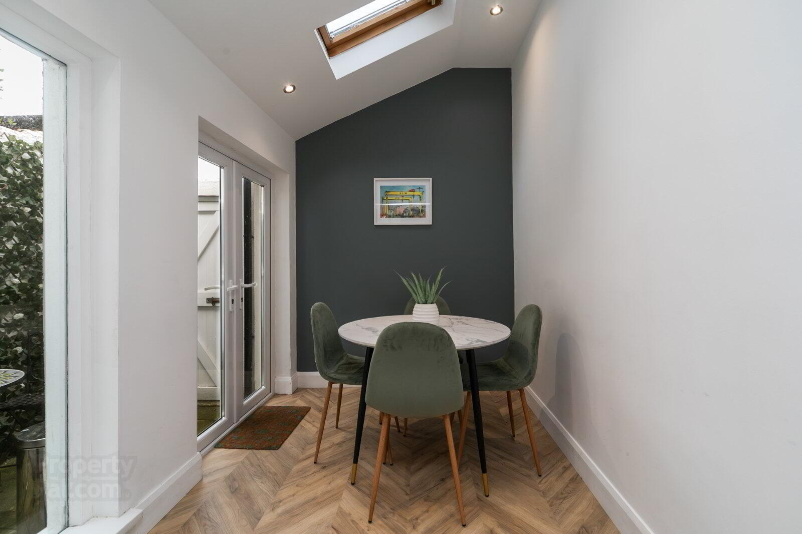225 Great Northern Street 6 of 12