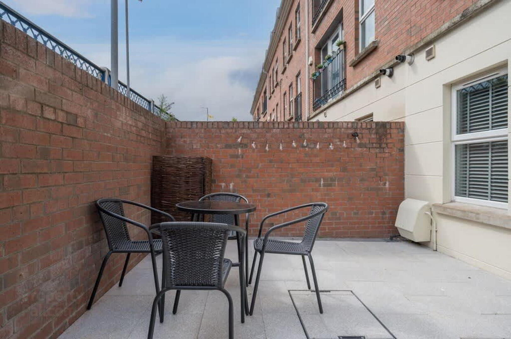 14 Ashley Courtyard 15 of 15