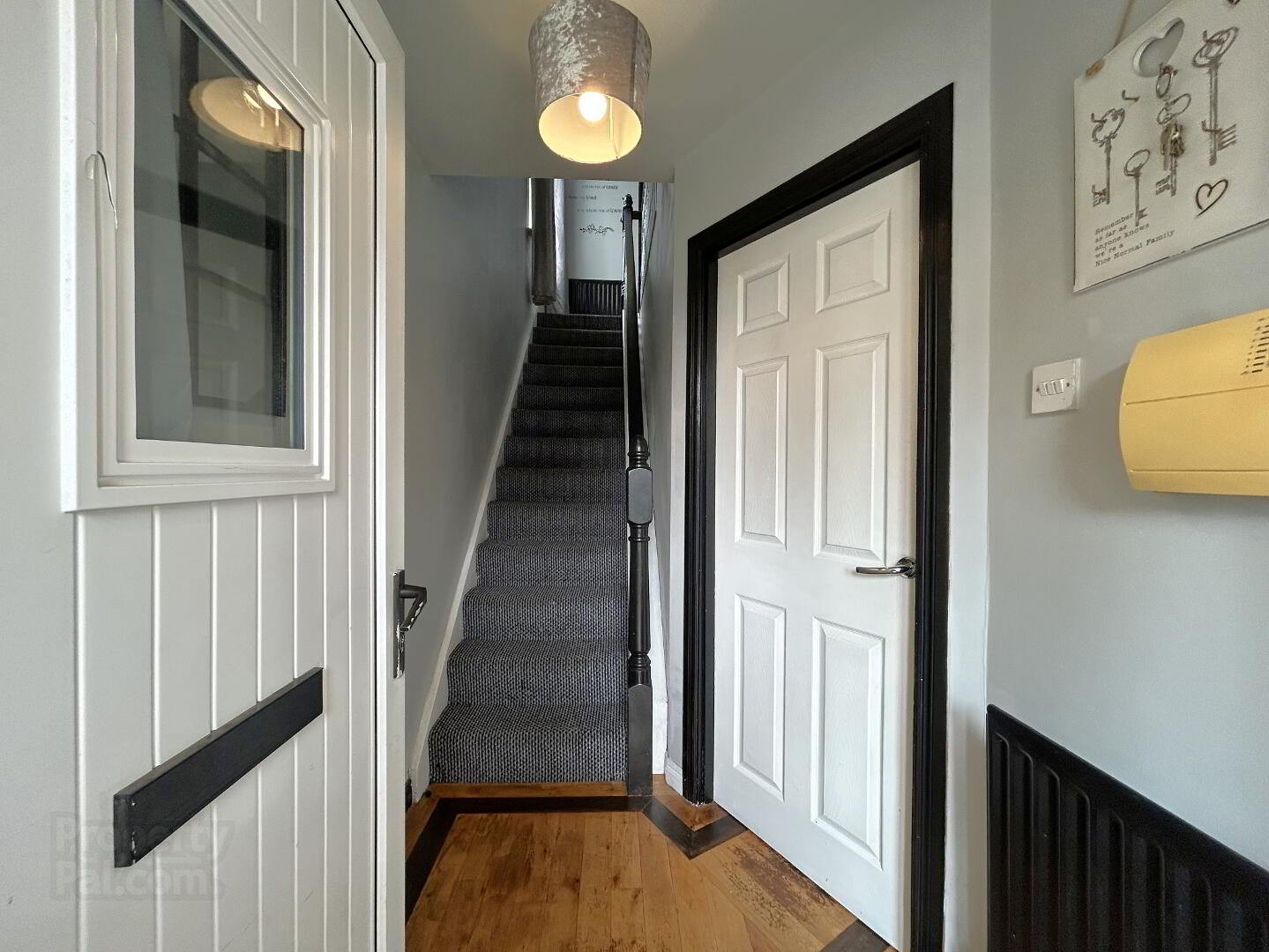 18 Greenvale Manor 4 of 20