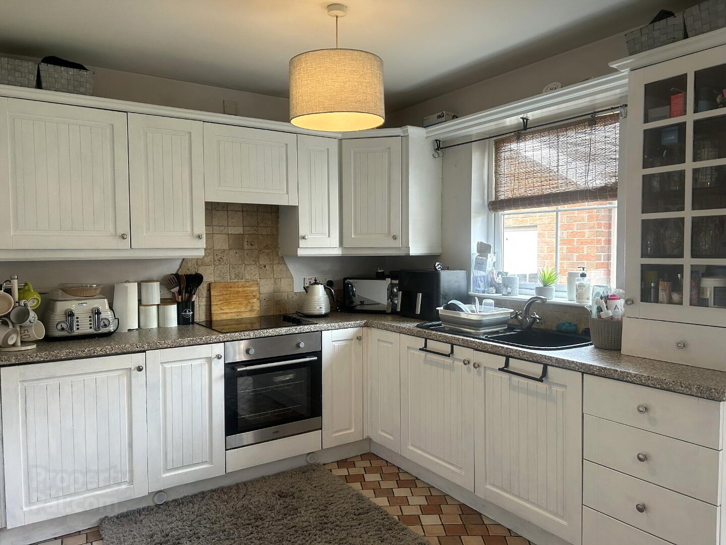18 Greenvale Manor 9 of 20