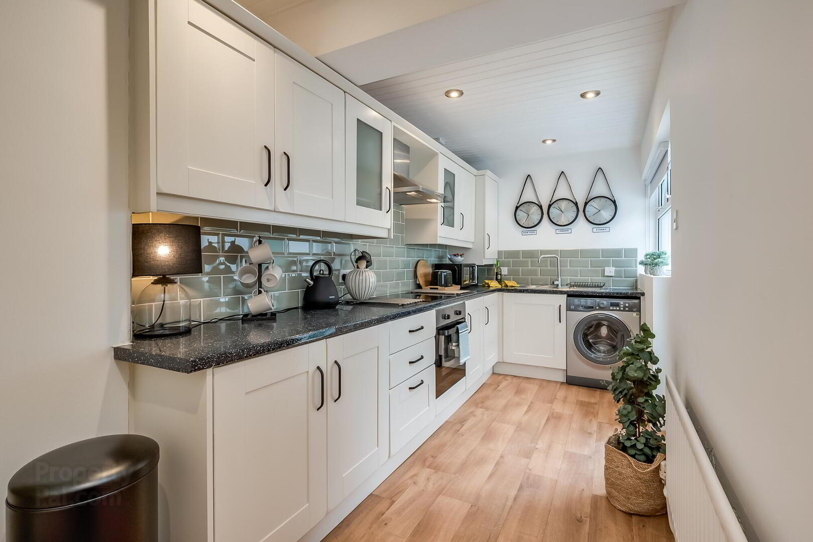 238 Connsbrook Avenue 5 of 16