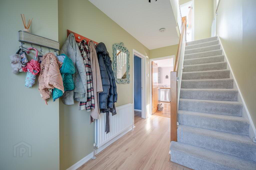 14 Ballymacormick Drive 4 of 20